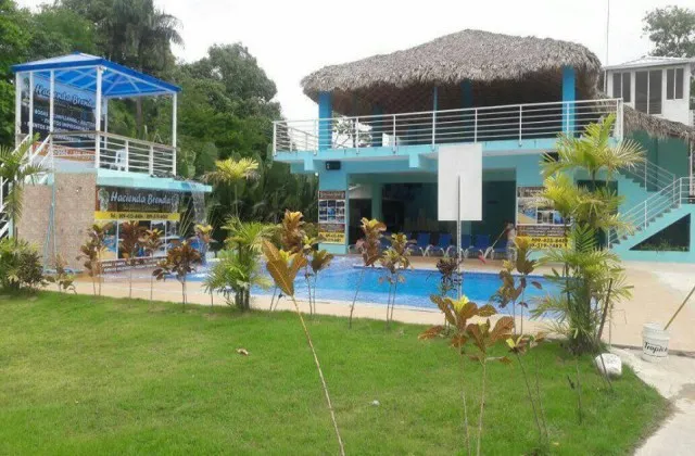 Hacienda Brenda Santo Domingo piscine 1